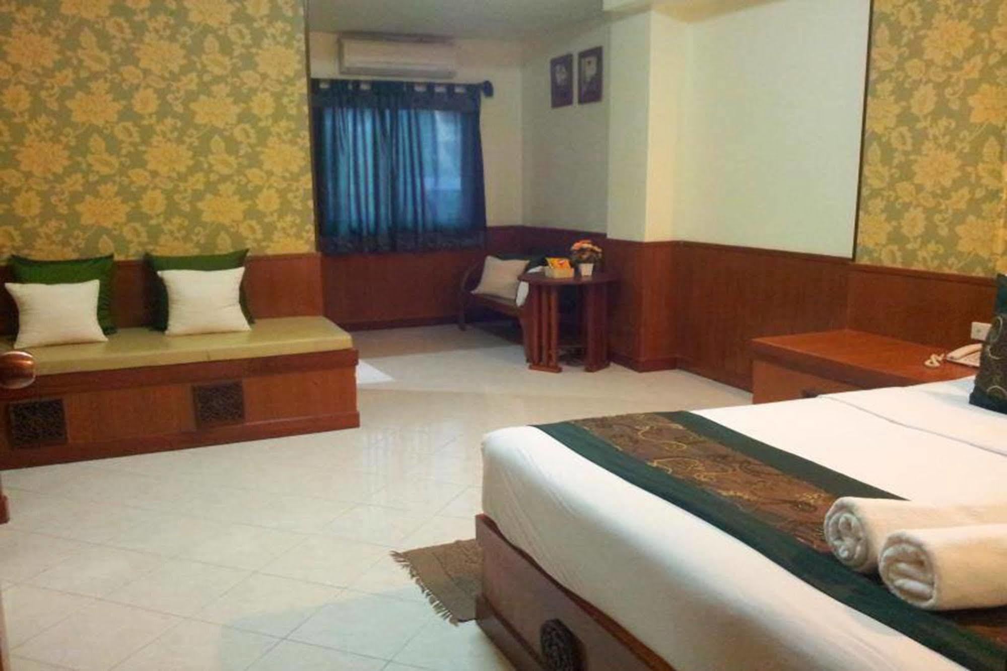 Thana Hotel Chiang Mai Zewnętrze zdjęcie